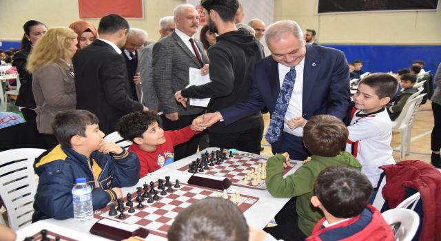 7 Ocak Satranç Turnuvası başvuruları başladı