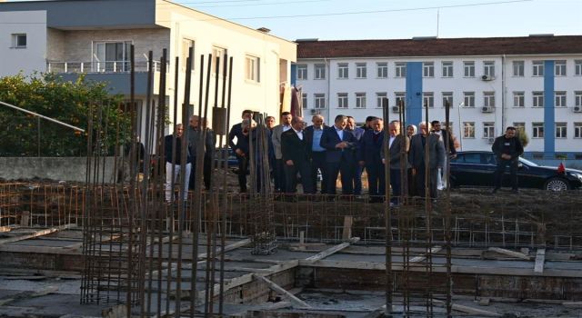 Osmaniye Valisi Yılmaz, Aşık Feymani Kültür Evi inşaatında incelemelerde bulundu