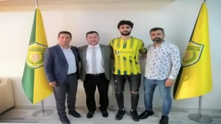 Osmaniyespor FK, 10 futbolcuyla anlaştı