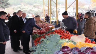 Düziçi Kaymakamı Turgay İlhan, Pazartesi Pazarını ziyaret etti