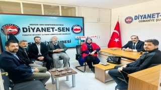 Asena Alaca, Diyanet-Sen Osmaniye Şubesini ziyaret etti